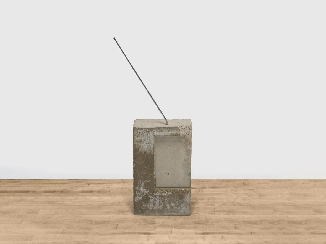 Isa Genzken, Weltempfänger (World Receiver), 1987